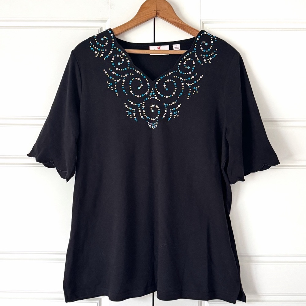 Quacker Factory Rhinestone Swirl Tshirt Large Black Jewels Short Sleeve Knit Top